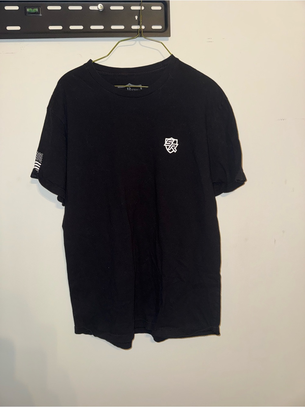Men's Black Short-Sleeve Crewneck Tee with Small Chest Logo